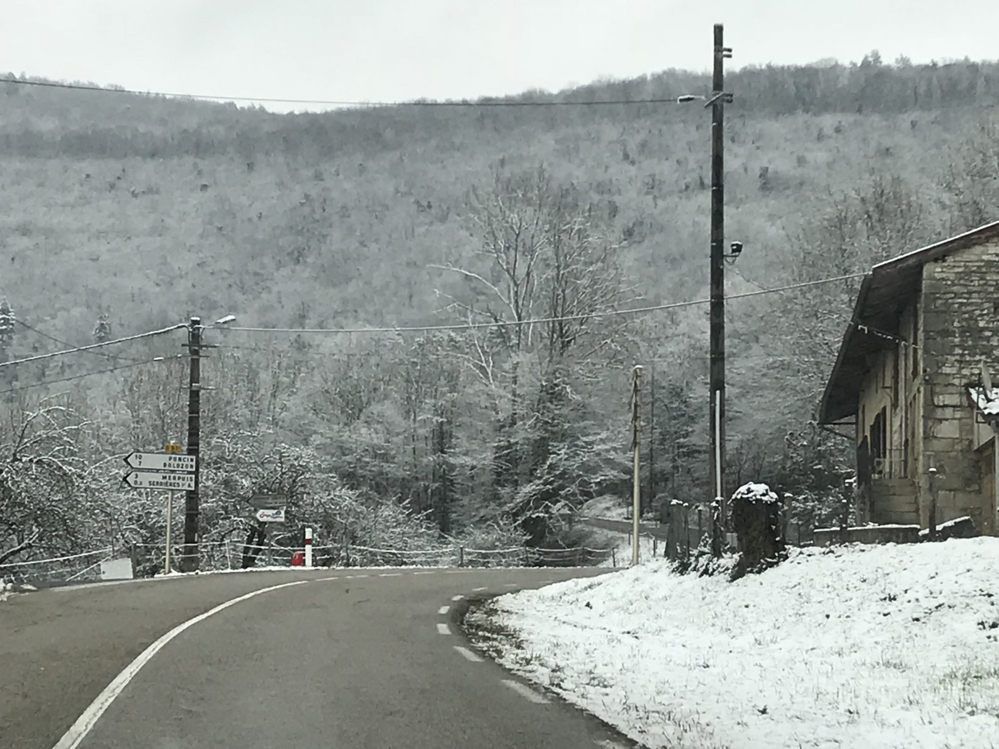 Going through the route nationale is an adventure on itself, you do not know what you'll see on the road! It might take longer, which in this case did not because of the traffic on the motorway, but it is always nice! Photo by The-Ski-Guru