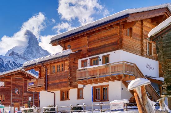 Chalet Ulysse exterior - Matterhorn chalets. 