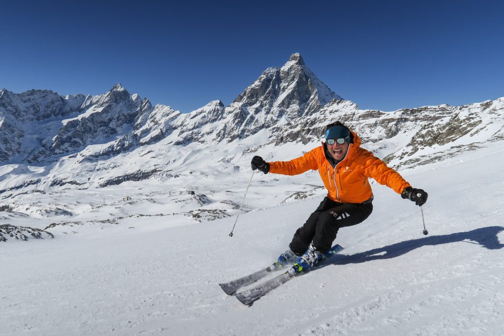 A skier with the Monte Cervino in its background. Spot on Cervino Ski Paradise for the 2018-19 ski season. Photo: Enrico Romanzi. Cervinia Ski Paradise.