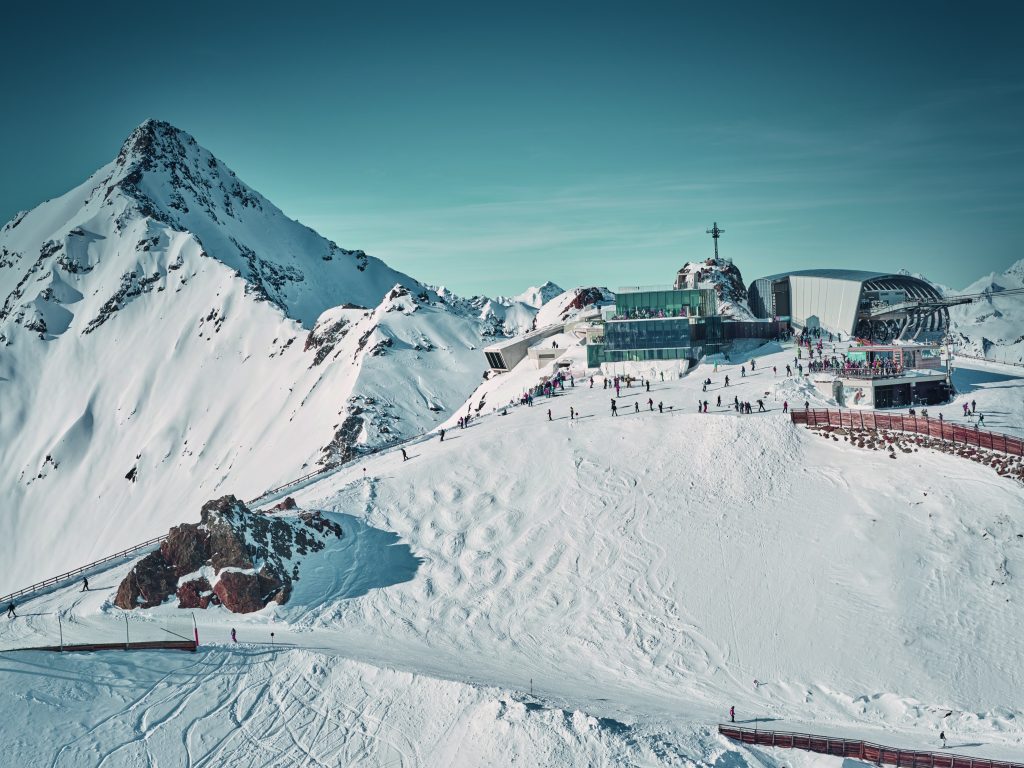 Innerötztal - Sölden with Obergurgl / Hochgurgl / Vent and Sölden. Ski this Easter with your family in ‘snow sure’ Obergurl-Hochgurgl and Sölden with The-Ski-Guru TRAVEL