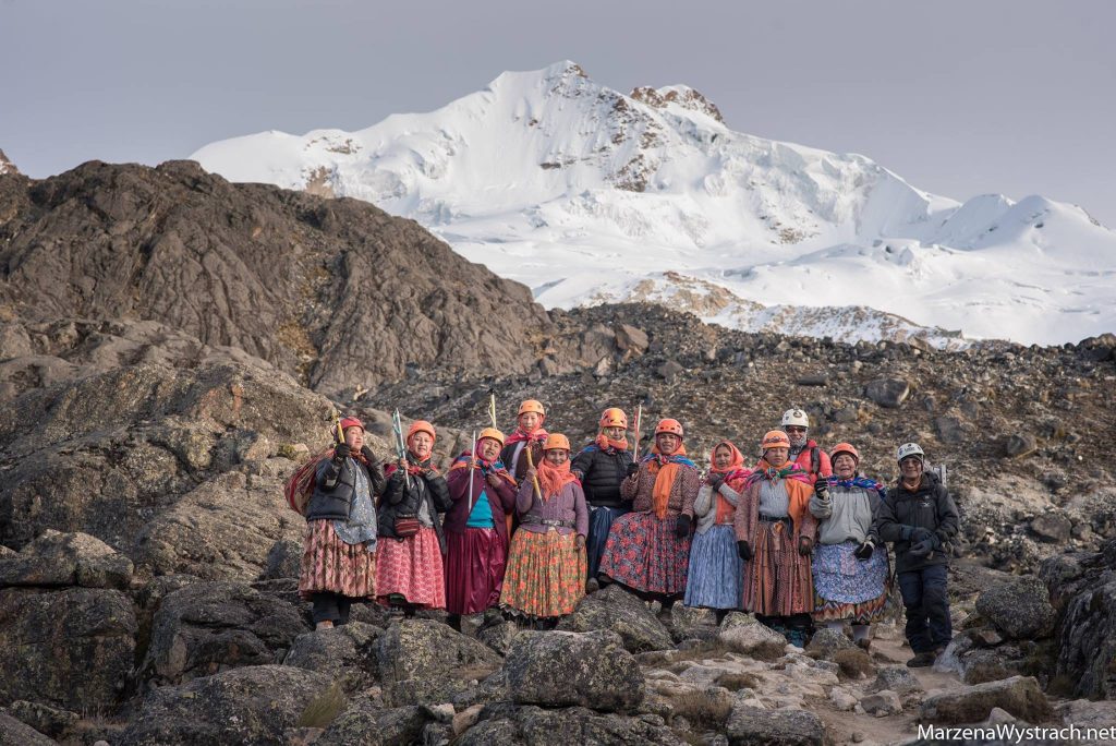 A group of Bolivian ‘Cholitas’ women to climb Aconcagua. Photo Marzena Wystrach Marchowska. Posted on their Facebook page.