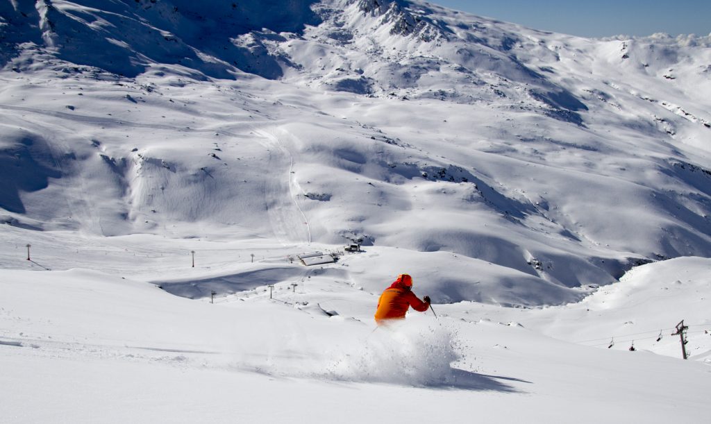 Archive Cetursa Sierra Nevada.Sierra Nevada: Cetursa approves an investment of 10 million for the next season and addresses the installation of a new ski lift.