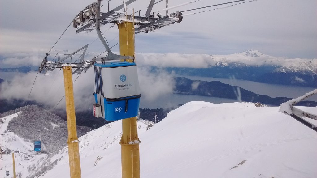 Cerro Bayo gondola - Photo courtesy of Roberto Thostrup- Cerro Bayo. Cerro Bayo to create a new chairlift departure at 1400 meters.