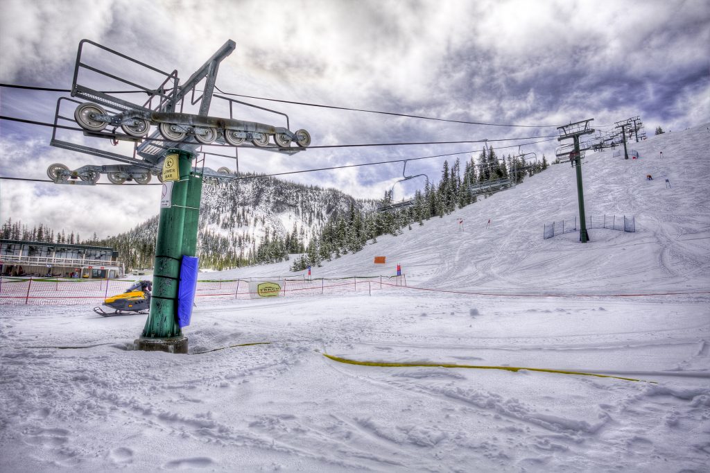 Indy Pass - Hoodoo Ski Area in Central Oregon. The Indy Pass will get you skiing for just USD 199 at North America’s authentic independent resorts.