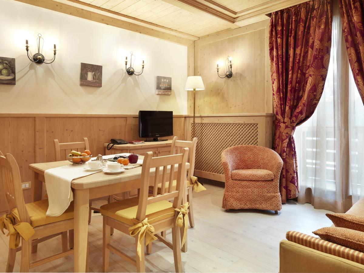 Book your apartment at the Savoia Palace here. Cortina, an example of resilience in the tourism sector. 