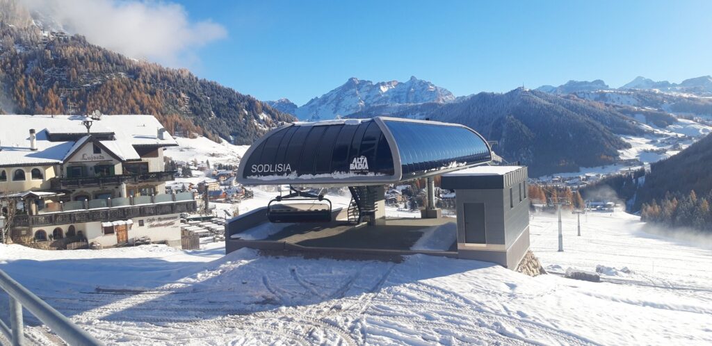 Leitner Sodlisia Chairlift in Colfosco, Alta Badia, Sudtirol. Photo: Leitner. Italy gets new ropeways ahead of the coming ski season