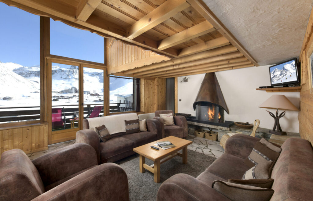 Ski Vertigo ski chalets- Why do Brits love their ski chalet holidays