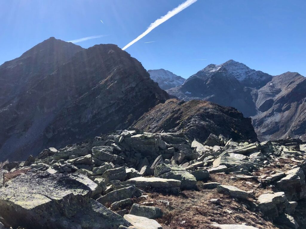 Trekking Mont Charvez. Photo: DiscoverMorgex.it