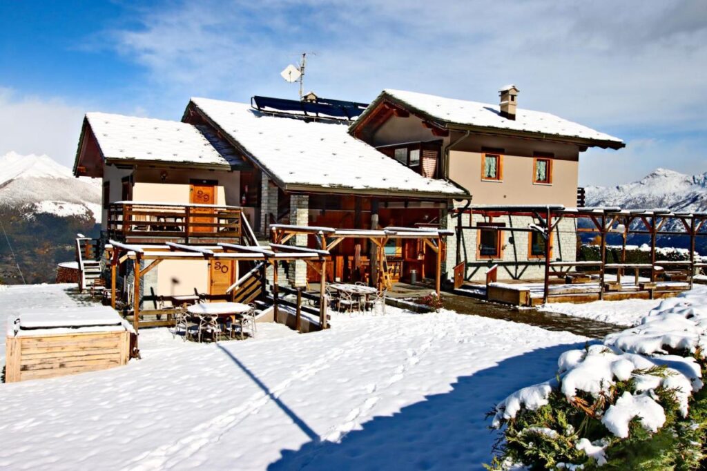 Hotel Chacaril in Pila. Book it here. 