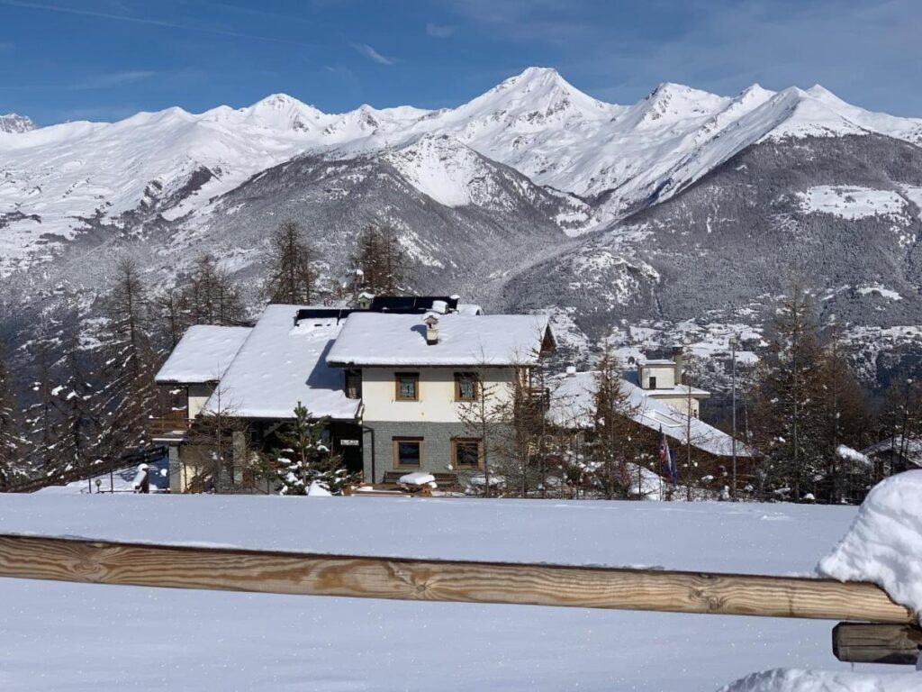 Hotel Chacaril in Pila. Book it here. 