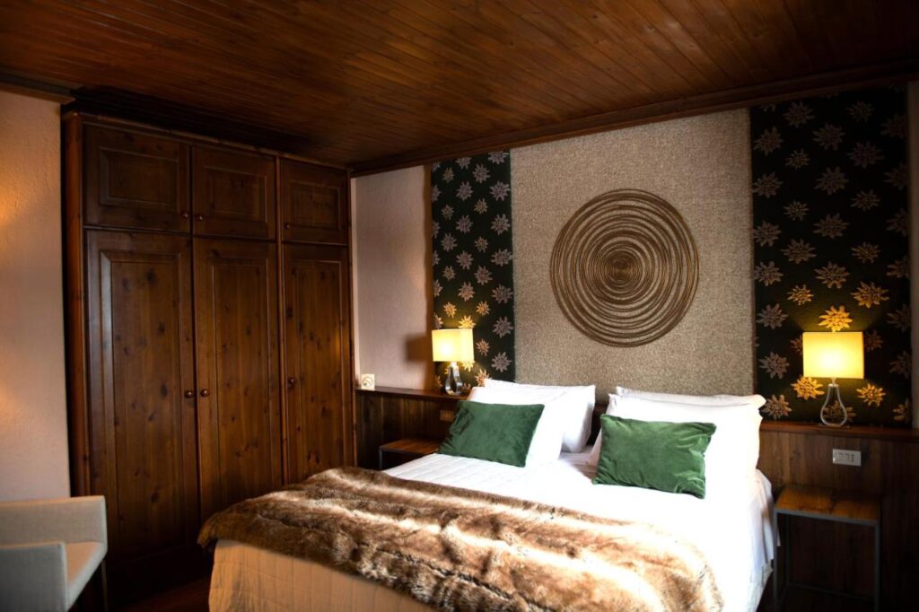 A room at Le Samovar in Cervinia. Photo: Le Samovar/ Booking.com - Book your stay at Le Samovar here. 